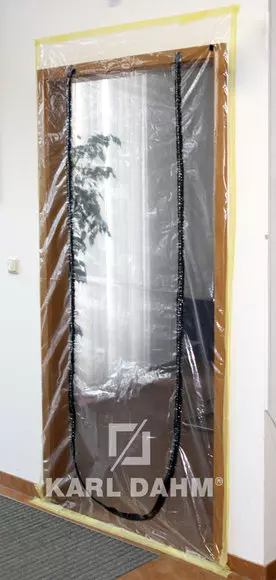 Image supplémentaire Ruban adhésif crêpé pour protéger de la poussière lors de travaux de rénovation