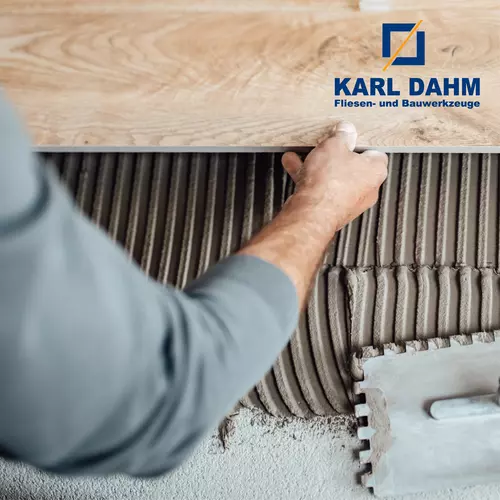 Zusatzbild Knickzahnkelle rostfrei | 10 mm für exakte Verlegearbeiten an Boden und Wand.