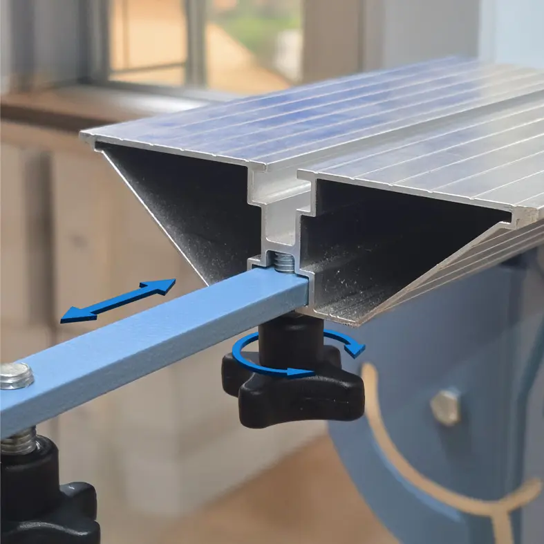 Image supplémentaire Le raccord pour table de travail Sigma est compatible avec la table de travail Sigma et s'installe très facilement.