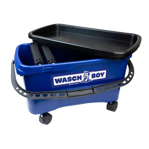 Image supplémentaire Set de lavage Waschboy est muni d'un couvercle pratique qui permet de fermer le seau afin d'éviter toute fuite et de ranger facilement tous les éléments une fois le travail terminé.